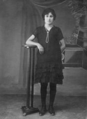 04-1924-iskece-halil-aganin-kizi-sabriye
